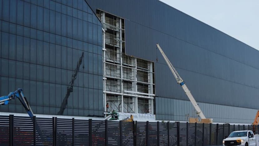 Exclusive-SpaceX will host analyst day on April 21, source says