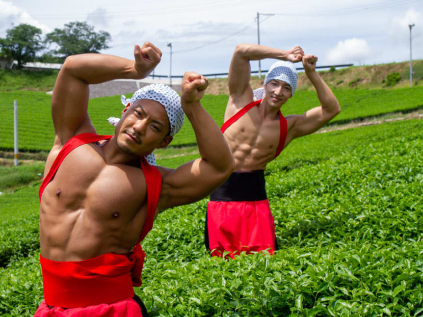 Like “fighting for supremacy of tea leaves”.