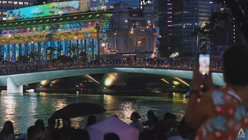 Selepas 2 tahun perayaan Tahun Baru 'suram', ramai ke Marina Bay sambut 2023