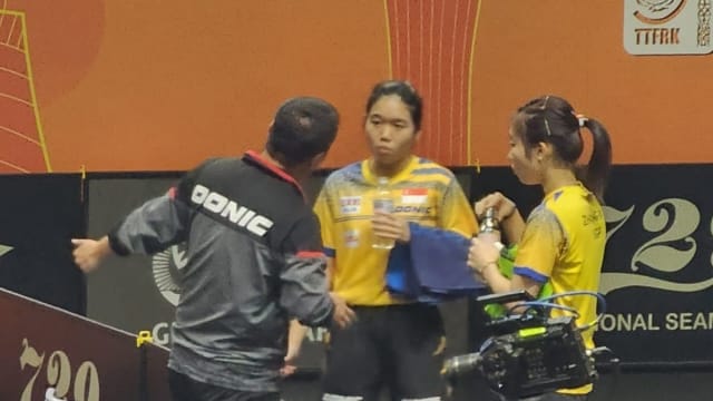 亚洲乒乓球锦标赛：我国女双3比2战胜菲律宾组合