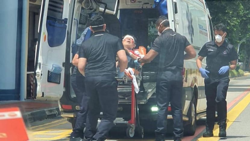Penumpang bas SBS Transit meninggal dunia 8 hari setelah terjatuh dalam bas Penumpang bas SBS Transit meninggal dunia 8 hari setelah terjatuh dalam bas