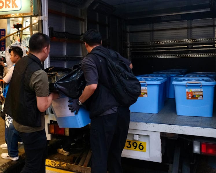 Hong Kong police raid independent bookstore run by former journalists