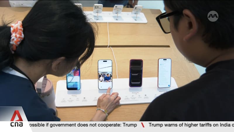 Singapore retail sales up 6.3% to reach S$4.4 billion in November 2025