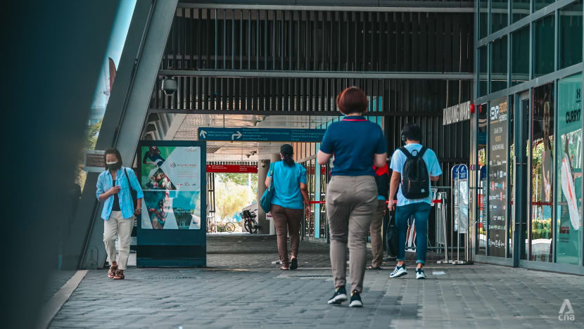 715 new COVID-19 cases and 8 more deaths in Singapore