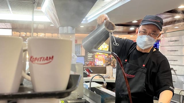 职总平价集团早在规定日期前 落实餐饮服务业渐进式薪金模式