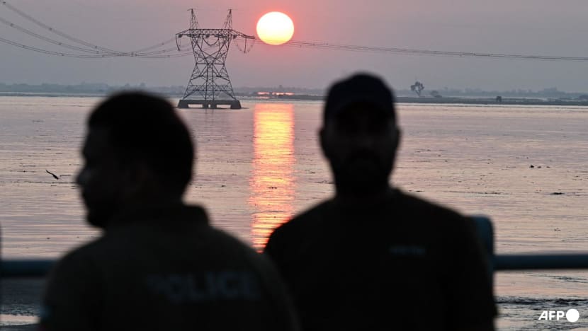 Pakistan accuses India of disrupting river flows