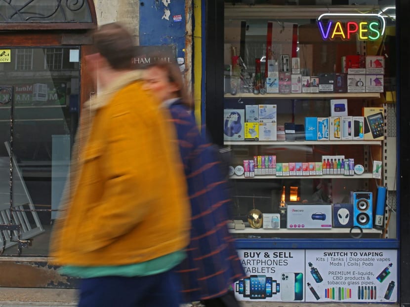 Commentary: Getting smokers to take up vaping means swapping one health risk with another Commentary: Getting smokers to take up vaping means swapping one health risk with another