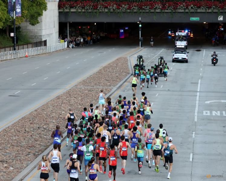 Dominant Kipruto wins Chicago Marathon
