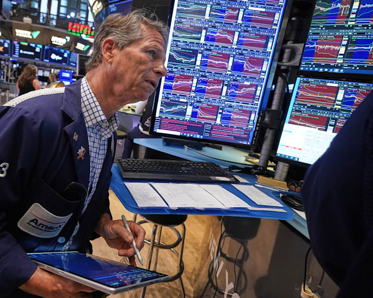Dollar down, stocks shine after disappointing US jobs data