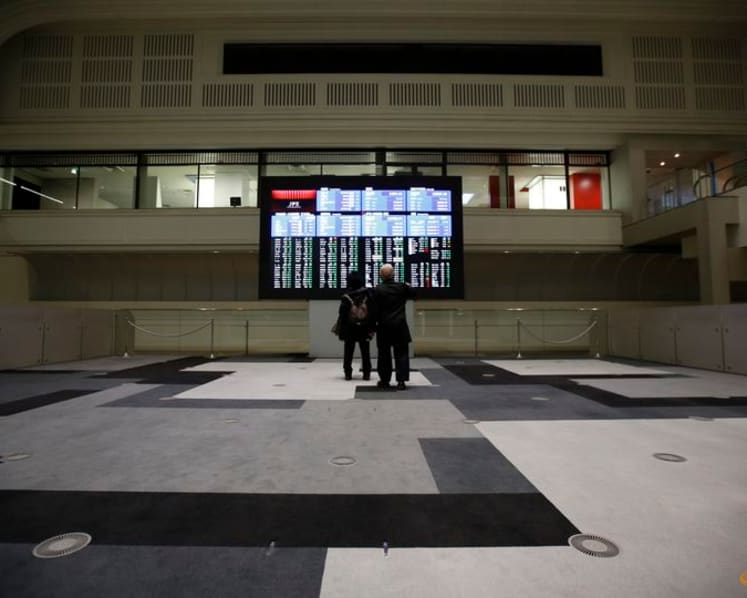 Stocks higher, dollar set for second straight weekly loss as investors eye Fed cut