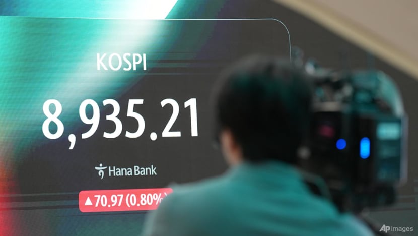South Korea's KOSPI surges 4.1% as chip stocks recover South Korea's KOSPI surges 4.1% as chip stocks recover