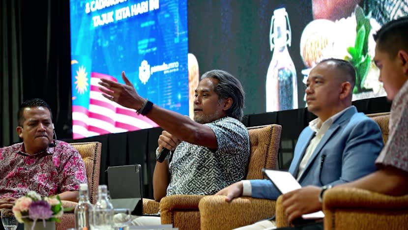 Khairy Jamaluddin hadir acara UMNO di tengah spekulasi akan kembali ke parti