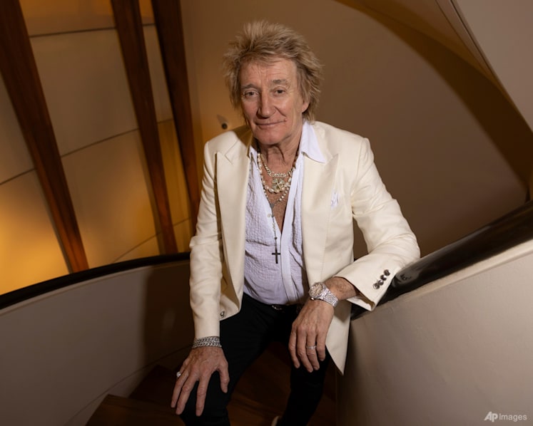 At 79, Rod Stewart shows no signs of slowing down, with a new swing album with Jools Holland