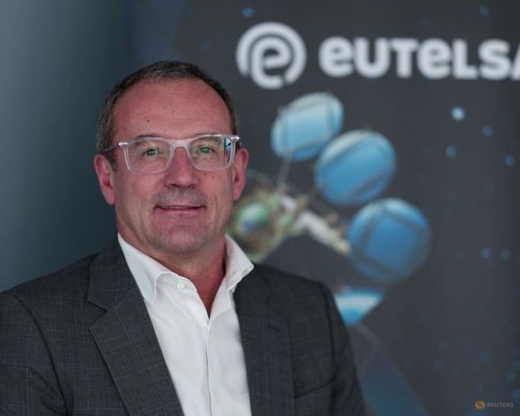 Exclusive-Eutelsat in talks with India's space agency to boost satellite launch options
