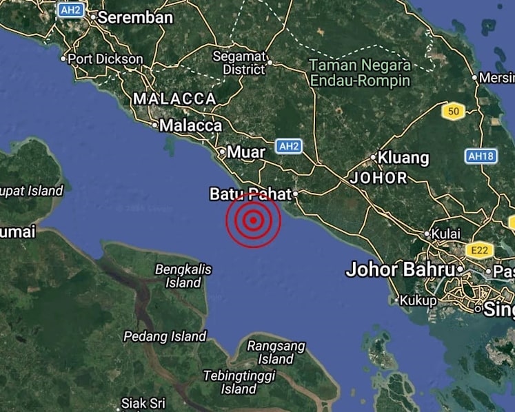 Weak 3.3-magnitude earthquake hits waters off Johor 