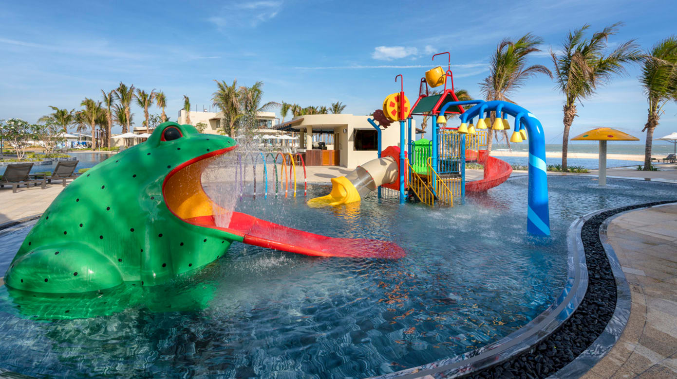 儿童泳池嬉水区（图：Meliá Ho Tram Beach Resort）