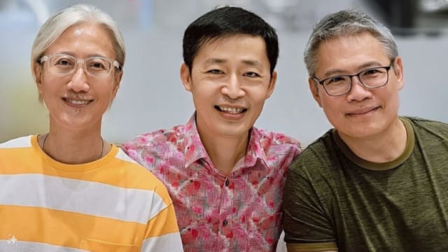 《细水长流》3人组大年初九合体　梁文福又晒“第2代男团”对比照