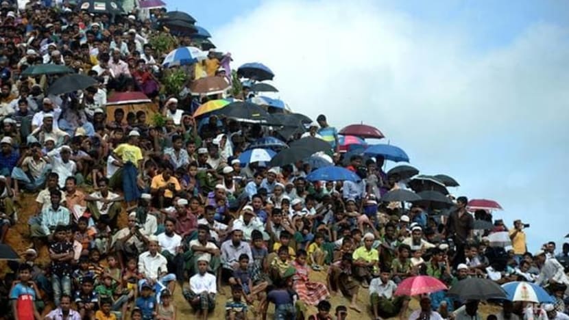 Para pelarian Rohingya setuju pindah ke pulau Bangladesh Para pelarian Rohingya setuju pindah ke pulau Bangladesh