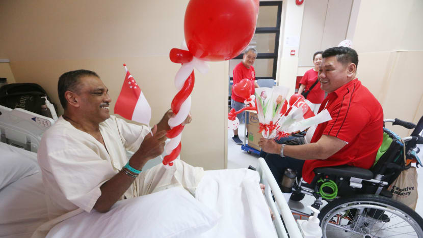 ‘I might be disabled but I’m not useless’: Amputee volunteers in hospital to cheer up patients
