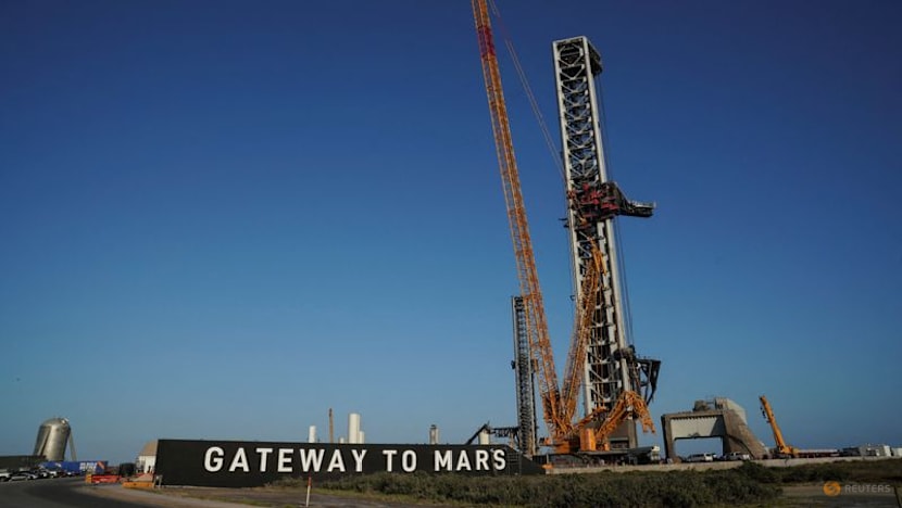 Exclusive-Musk and insiders to retain voting control of SpaceX after IPO, filing shows