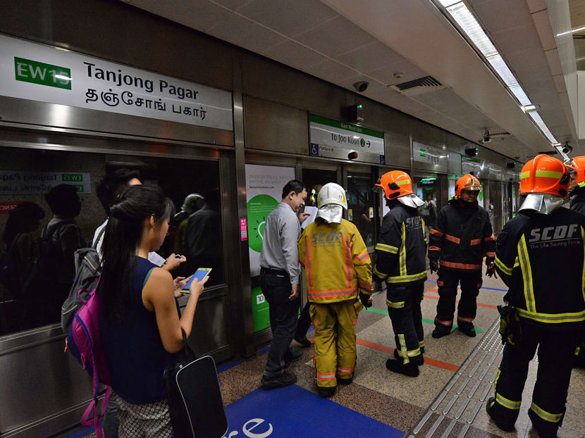 Gas leak from air-con pipe sends smoke into train, MRT station
