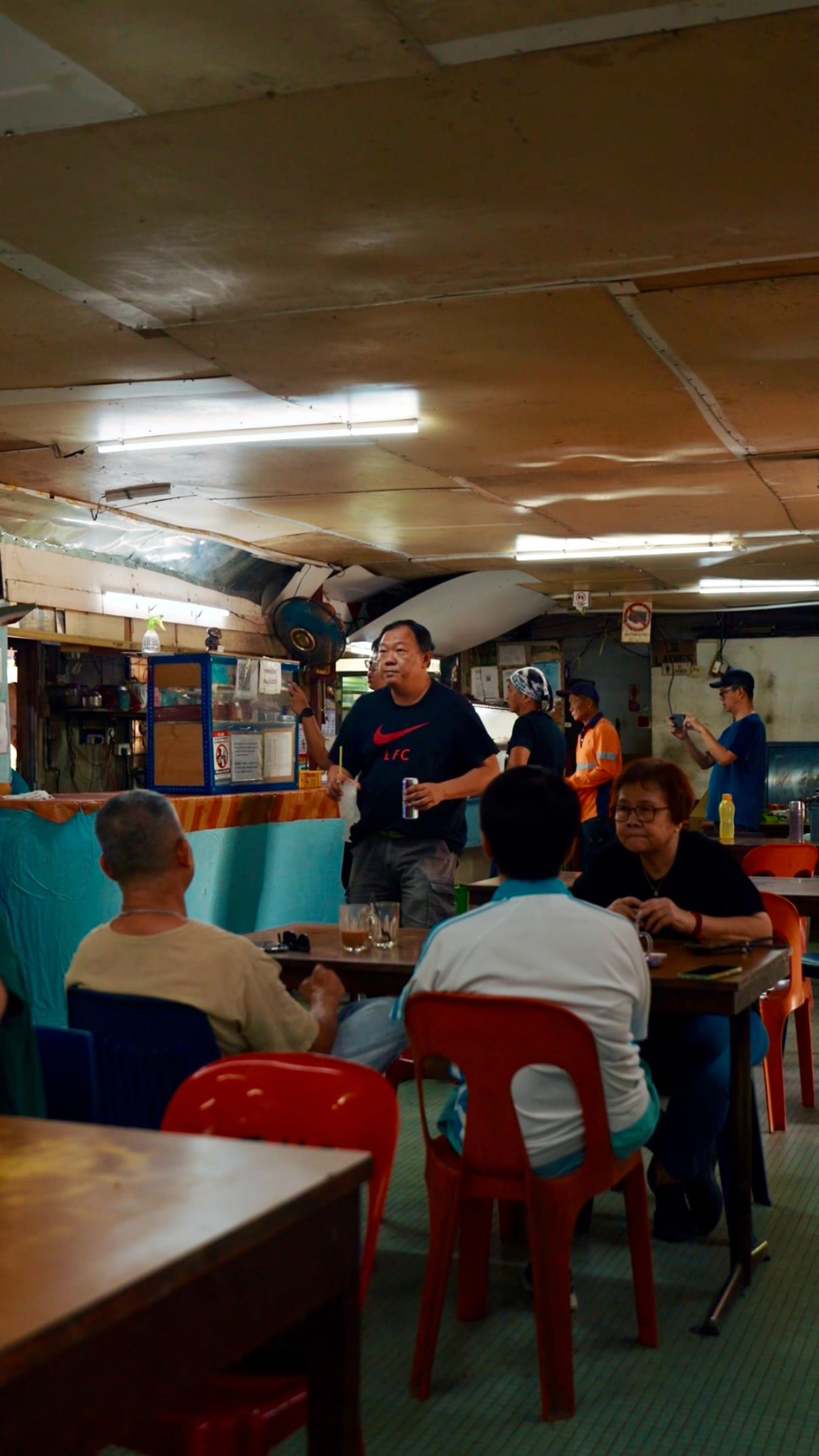 Boh Geh Uncle Canteen’s Owner Finally Allows Cameras Inside Before 57-Year-Old Eatery Closes