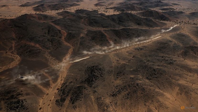 Rallying-Motorcycle champion Sanders vows to continue Dakar despite injury