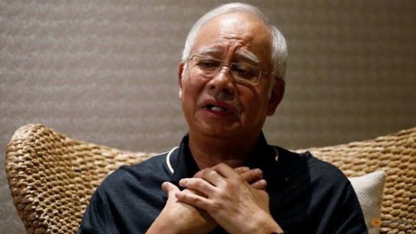 Najib tidak hadir pertabalan Agong kerana tempat duduk ditukar Najib tidak hadir pertabalan Agong kerana tempat duduk ditukar
