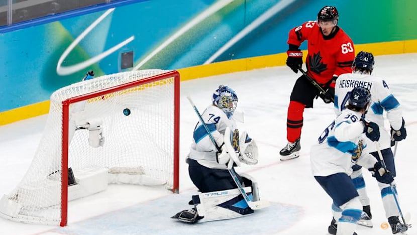 Ice hockey-Finns left feeling empty after falling short against Canada in men's semis
