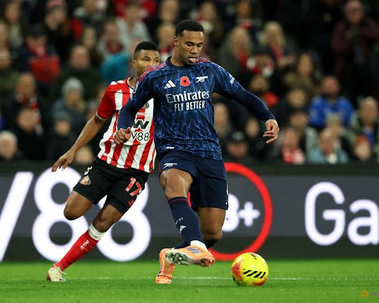 Leaders Arsenal face uncertainty as Gabriel injury clouds Spurs clash