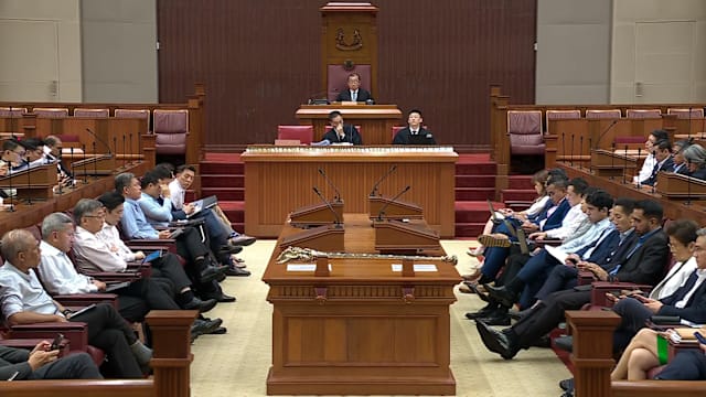 27名议员发言支持《公路交通修正法案》 关注执法细节与司机生计