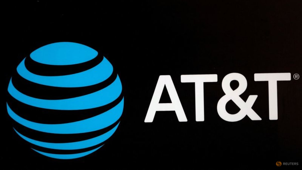 AT&T leans on bundled plans to beat estimates for subscriber additions - Channel News Asia (Picture 1)
