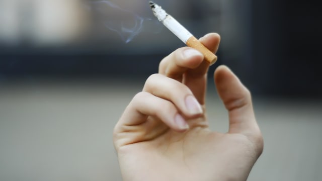 明年起米兰将有条件禁止人们在户外吸烟