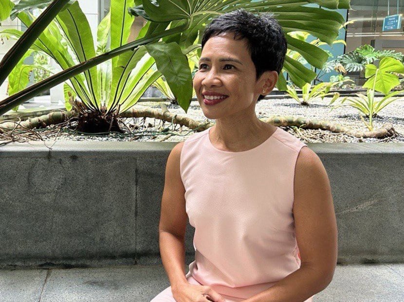 She was only 44 when she went into early menopause: 'It felt like I fell off a cliff'