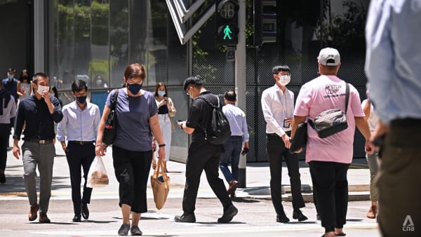 channelnewsasia.com - Ng Hong Siang - Civil servants to receive 1.3-month year-end bonus, junior-grade officers will get additional one-time payment
