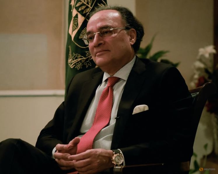 Pakistan eyes more global bond issues, sees budget upside from Iran deal