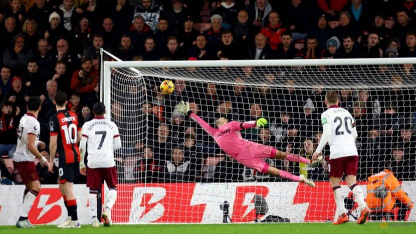 Bournemouth's Unal rescues point with superb strike against West Ham Bournemouth's Unal rescues point with superb strike against West Ham