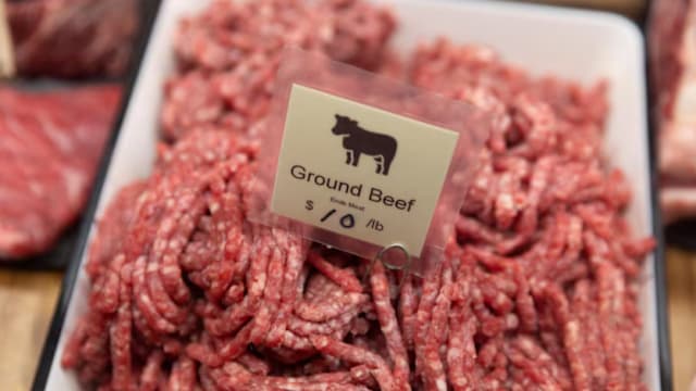 特朗普宣布未来90天暂时允许增加外国牛肉进口量