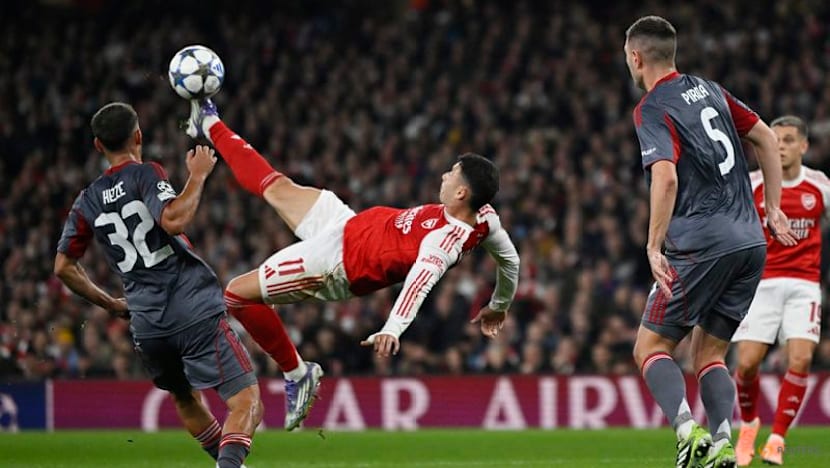 Martinelli on target as Arsenal battle past Olympiacos
