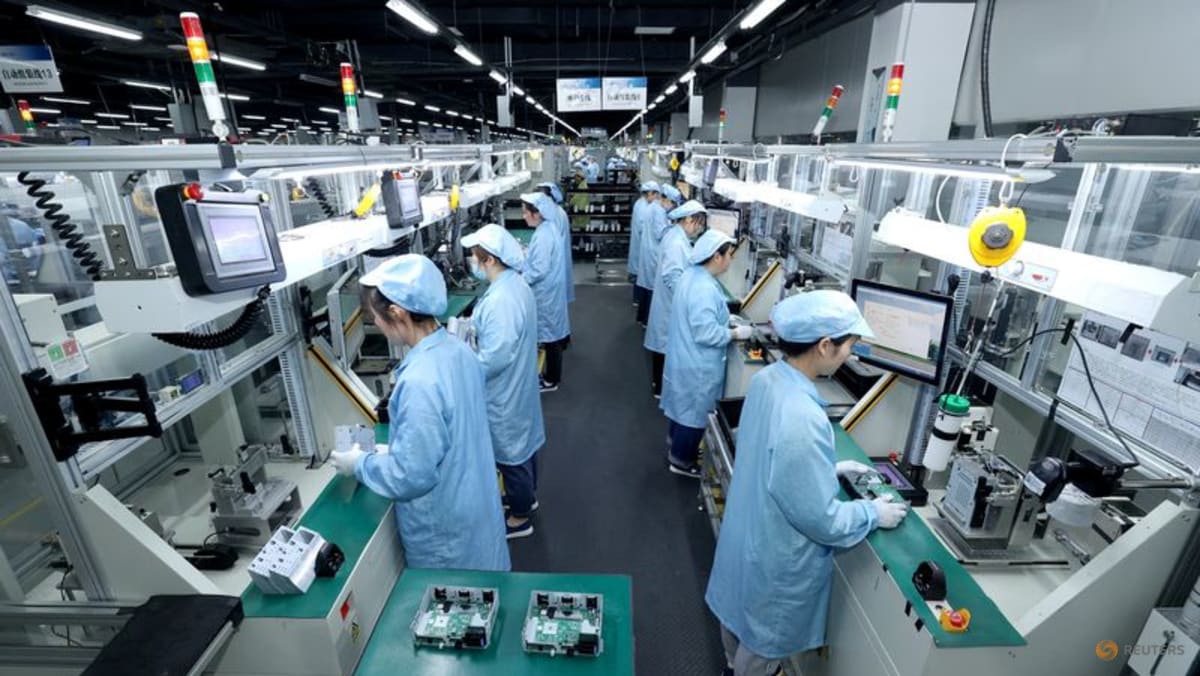 China September exports surge as trade surplus nears one trillion dollars