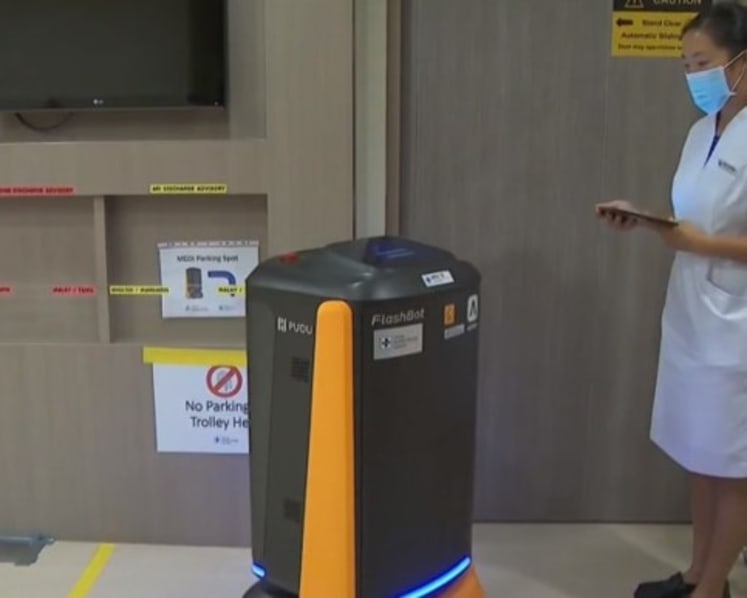 Robot, peranti teknologi tinggi di hospital Singapura untuk tingkatkan mutu jagaan pesakit 