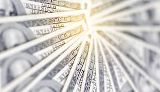 US$2 செலவு செய்தார்...US$1.8 பில்லியனைத் தட்டிச் சென்றார்