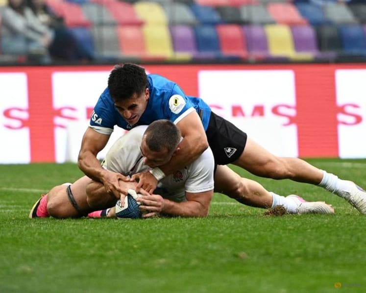 England post statement away victory in niggly clash with Argentina