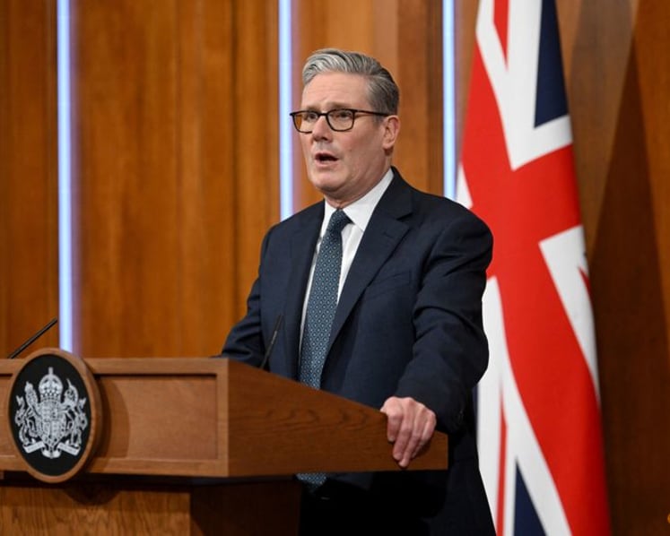 British PM says UK to send more fighter jets to Gulf, relationship with US 'still special' 