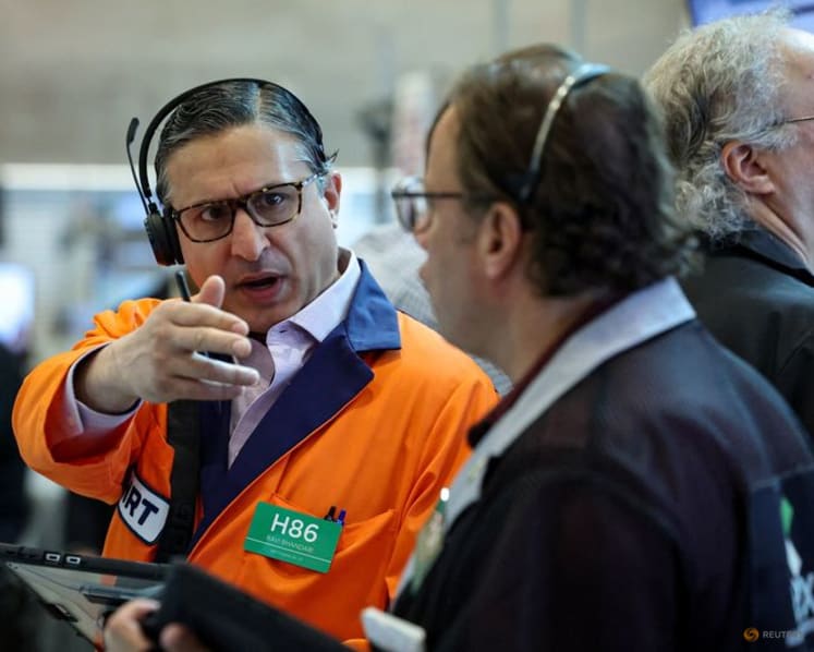 Equities rally, dollar dips with oil as Trump cancels Iran attacks