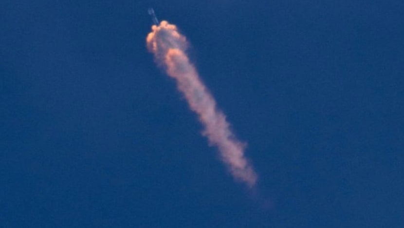 உலகின் முதல் மரத்தாலான துணைக்கோள் 