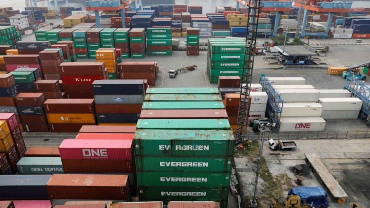 Indonesia books larger-than-expected US$4.3 billion trade surplus in March - Channel News Asia (Picture 1)