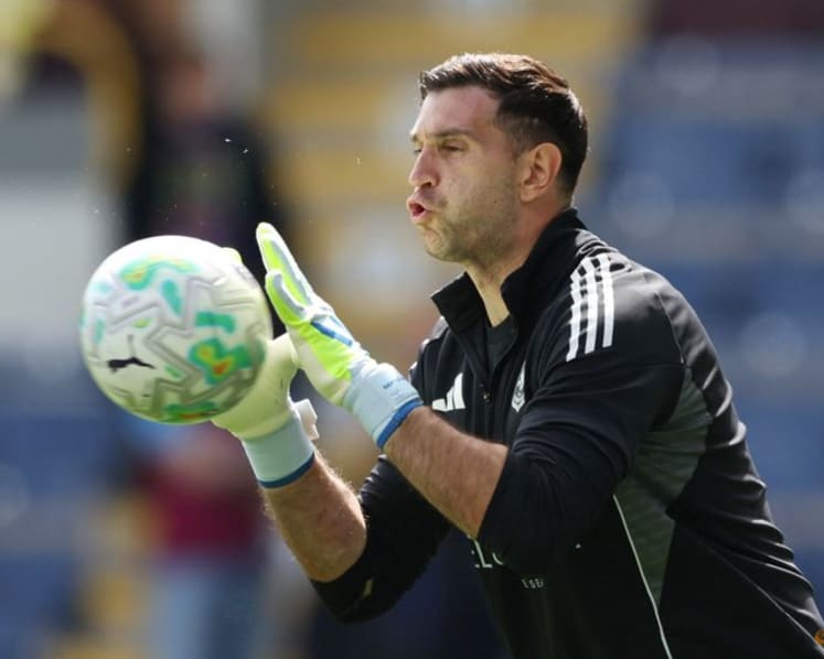 Villa stumble again in 2-2 draw with Burnley