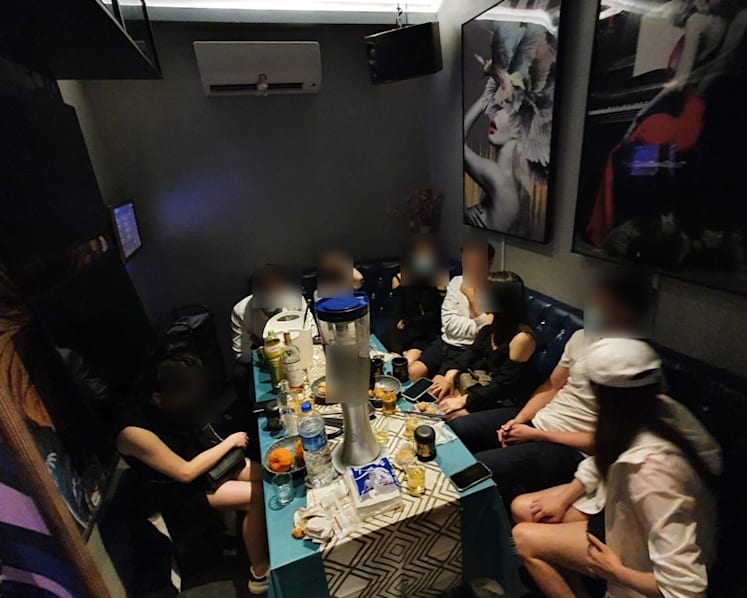 Woman allegedly 'providing companionship' in Sim Lim Square tests positive for COVID-19, 27 others under investigation