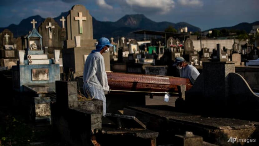 Global COVID-19 deaths hit 4 million amid rush to vaccinate